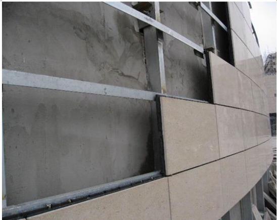 蒸压加气混凝土板外墙板干挂石材和金属饰面怎么处理