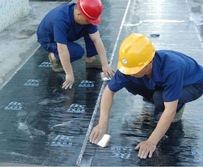 蒸压加气混凝土屋面板防水要求及做法
